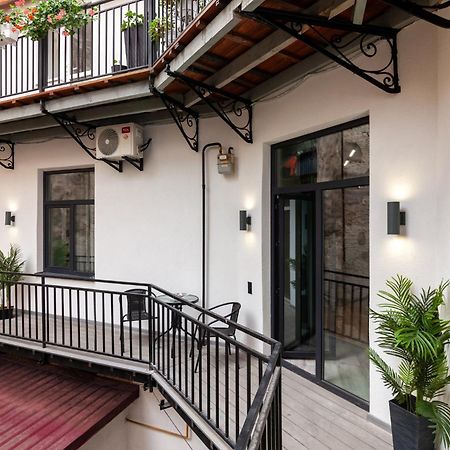 Royal Vip Jacuzzi Apart Lviv Exterior foto