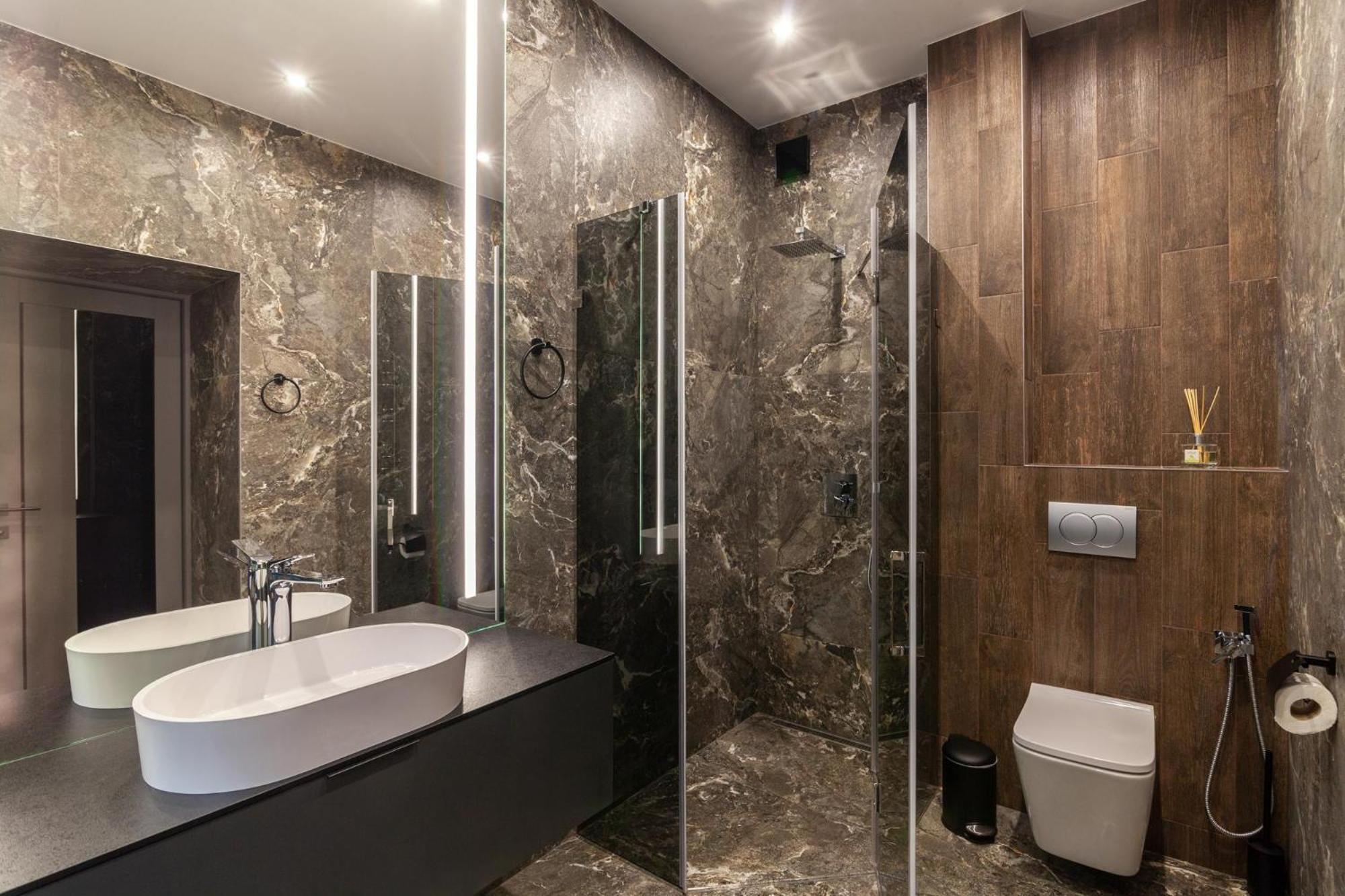 Royal Vip Jacuzzi Apart Lviv Exterior foto