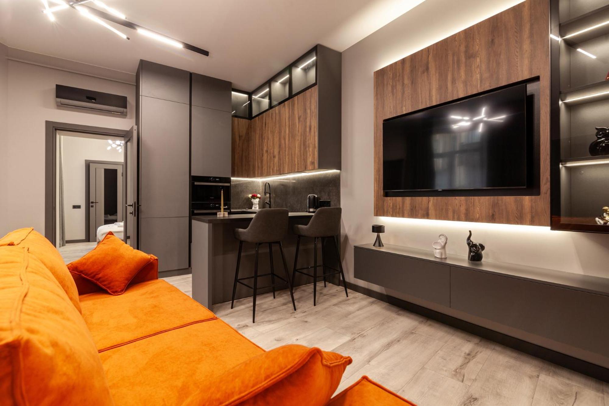 Royal Vip Jacuzzi Apart Lviv Exterior foto
